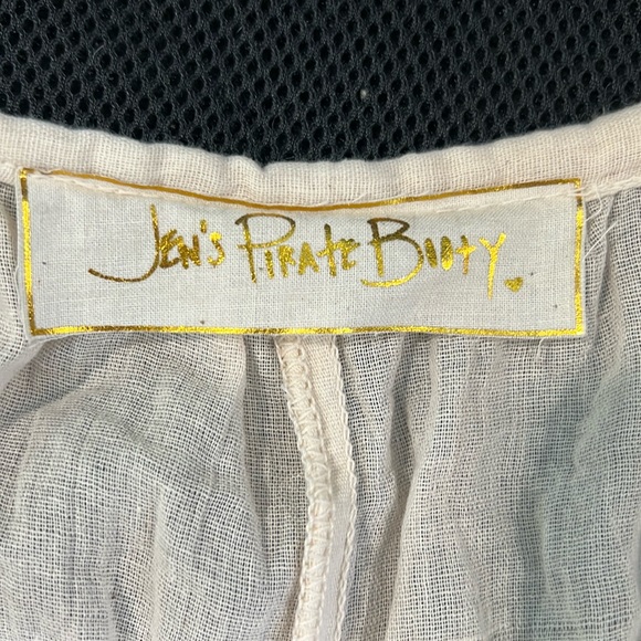 Jen’s pirate booty for Free People smocked lace-up gauze top - Picture 8 of 10